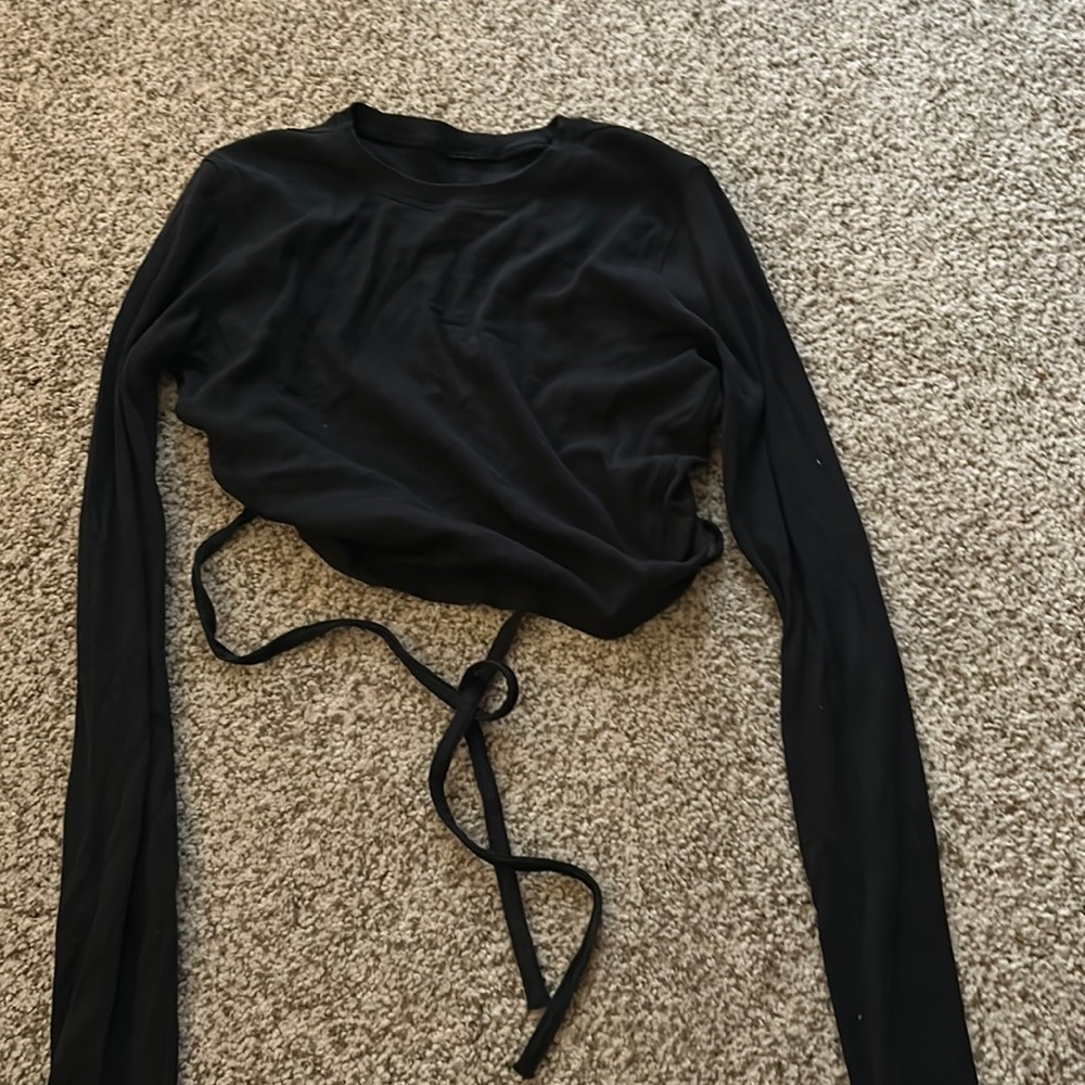 Long Sleeve Crop Athletic Top